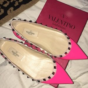Valentino Garavani Flats Hot Pink